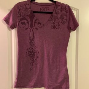 Women’s BKE Studded V-Neck Size XL